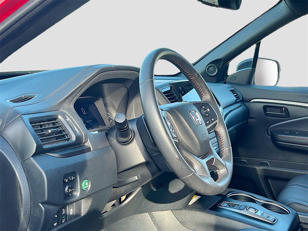 Used 2023 Honda Passport TrailSport image 9