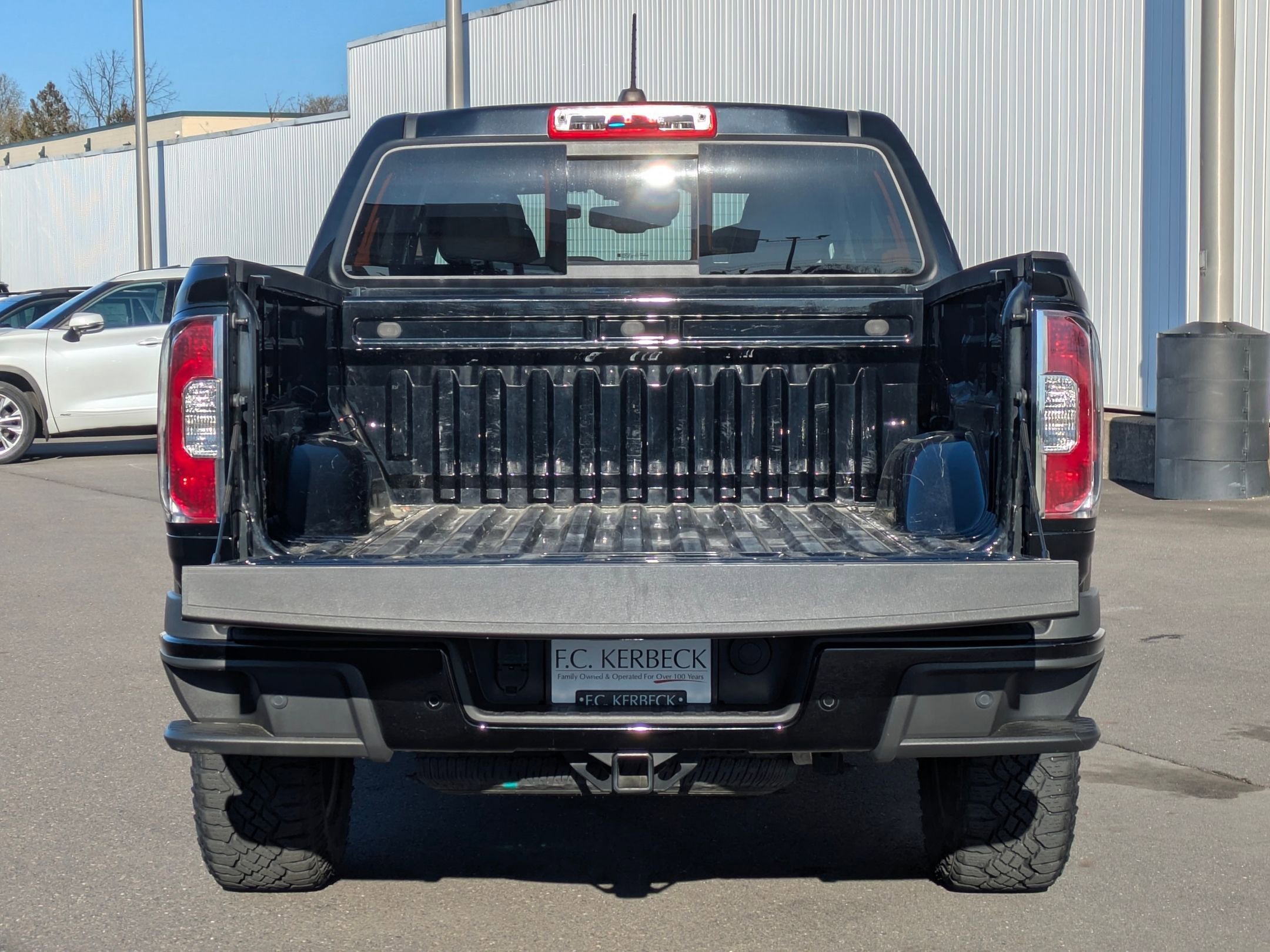 Certified 2022 GMC Canyon AT4 w/ Driver Alert Package image 25