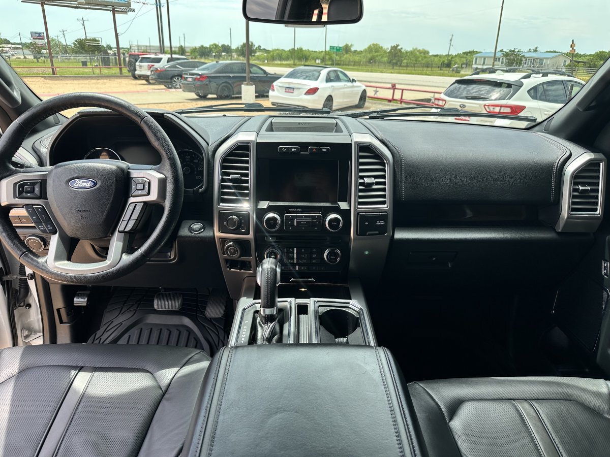 Used 2016 Ford F150 Platinum w/ Equipment Group 701A Luxury AWD/4WD image 26
