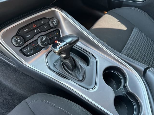 Used 2022 Dodge Challenger GT RWD image 6
