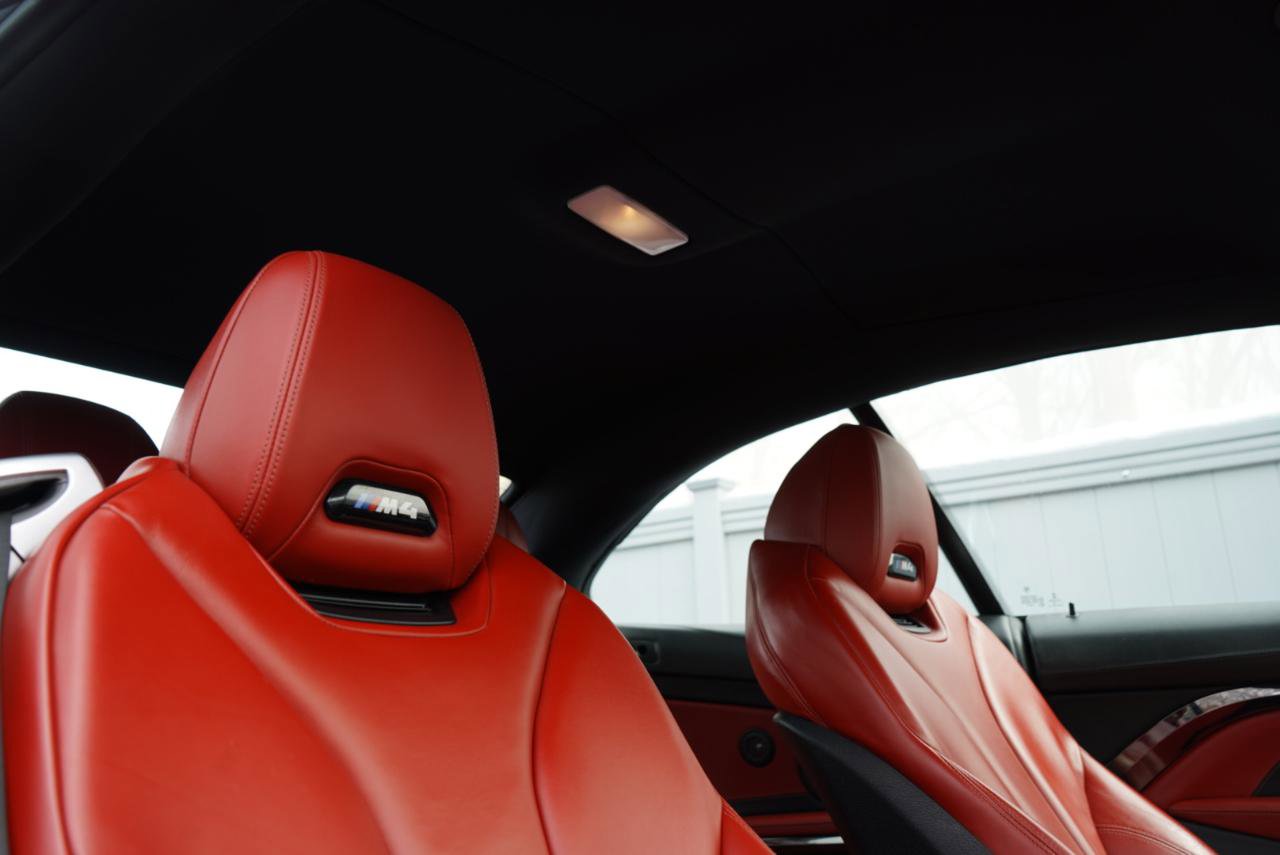 Used 2020 BMW M4 Convertible w/ Executive Package image 56