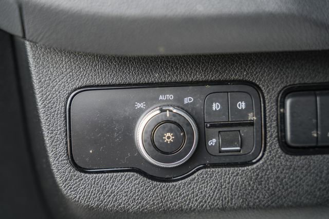 Used 2020 Mercedes-Benz Sprinter 3500 w/ Windows All Around Package image 40