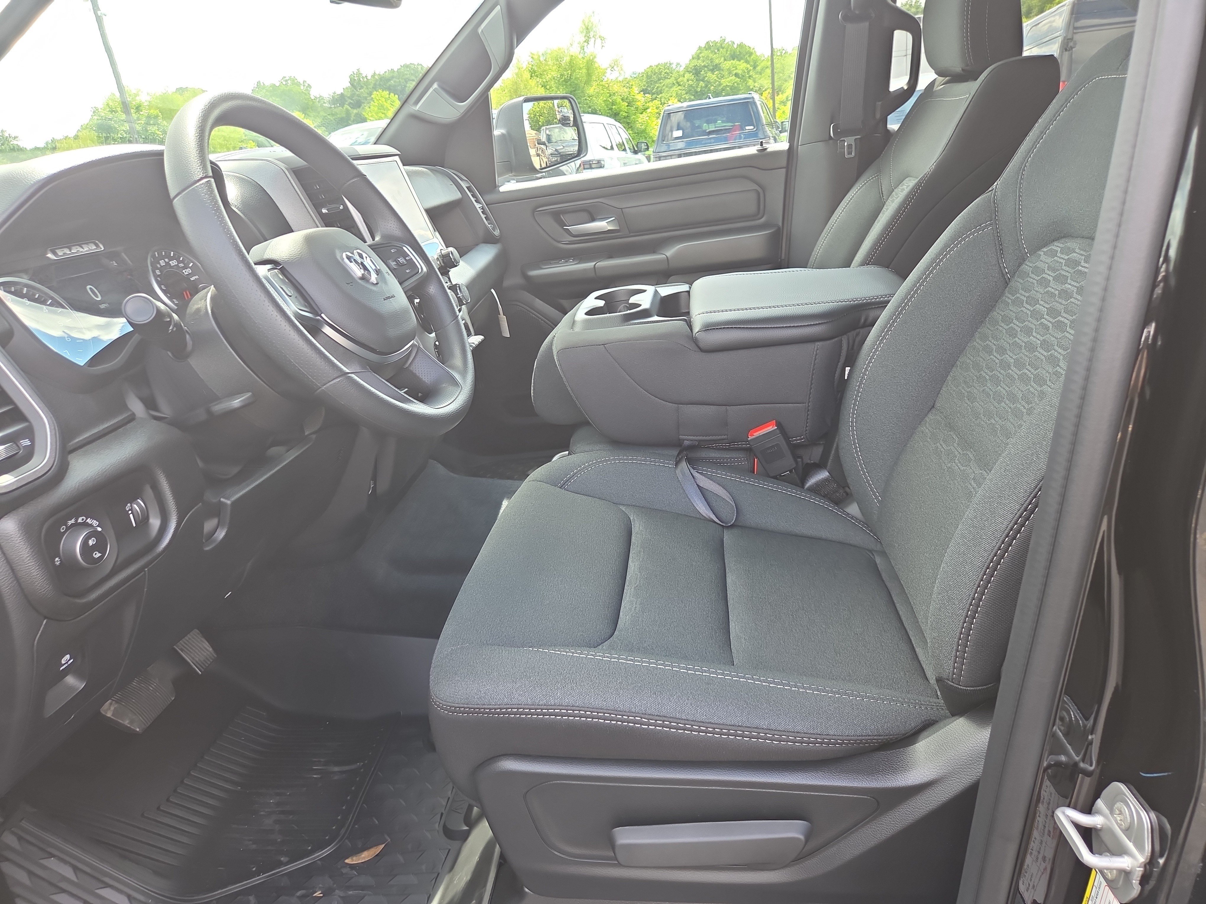 New 2026 RAM 1500 Warlock AWD/4WD image 4