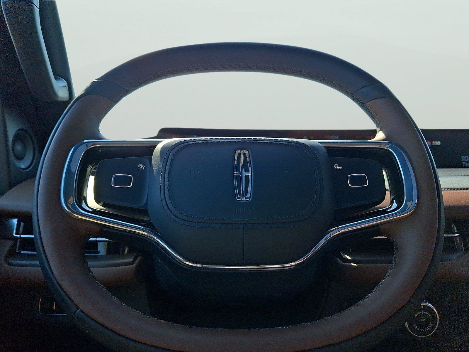 New 2026 Lincoln Navigator L Reserve AWD/4WD image 15