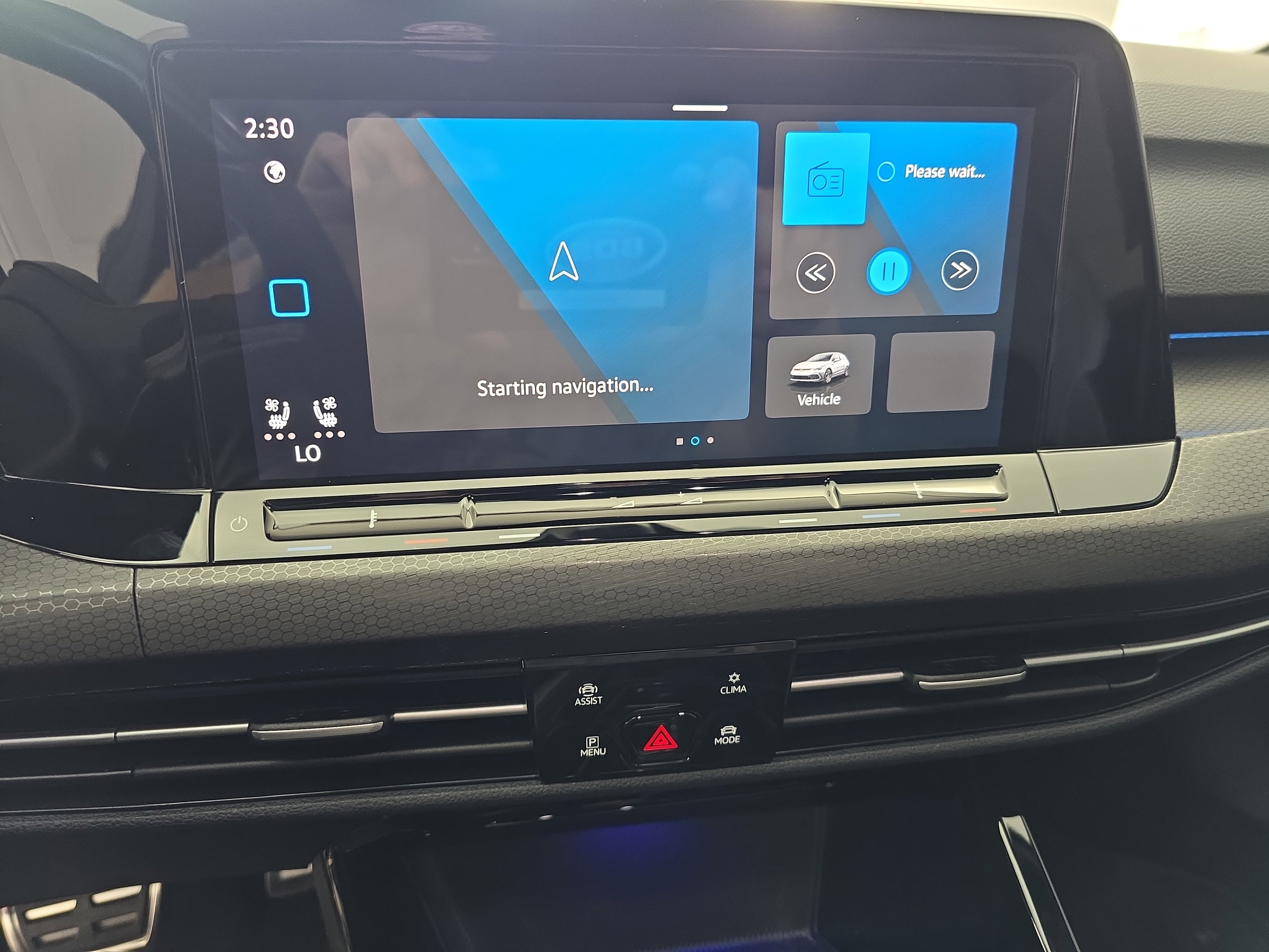 Used 2023 Volkswagen GTI SE image 19