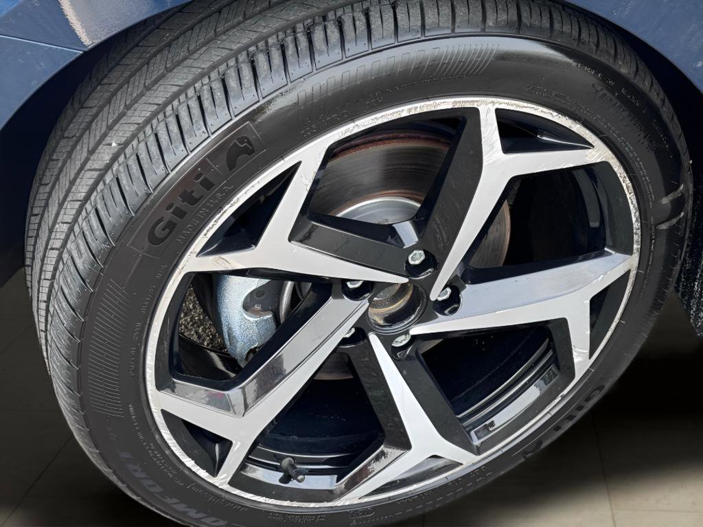 Used 2022 Volkswagen Passat 2.0T R-Line image 23