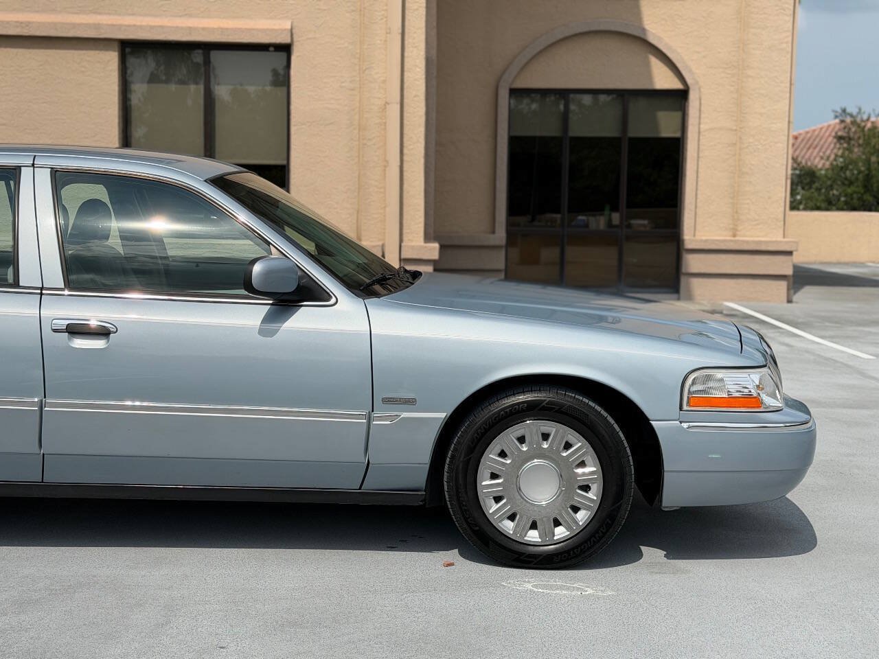 Used 2004 Mercury Grand Marquis LS RWD image 36