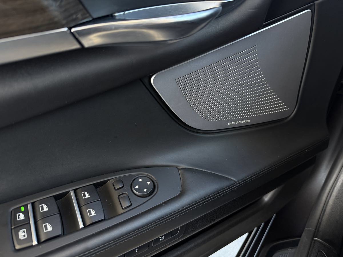 Used 2015 BMW 750Li RWD image 32