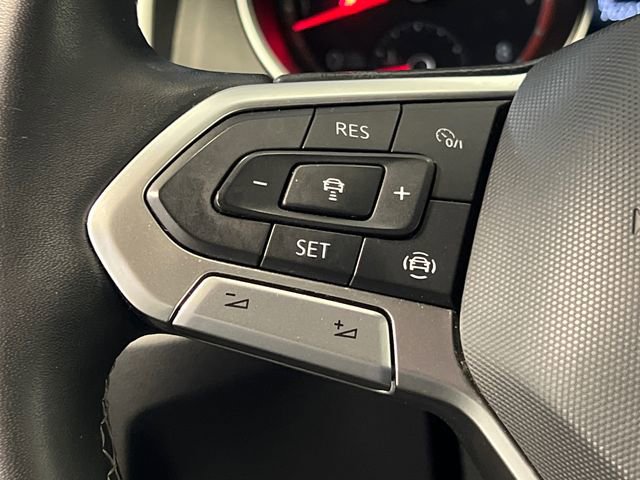 Used 2021 Volkswagen Atlas Cross Sport SE FWD image 21