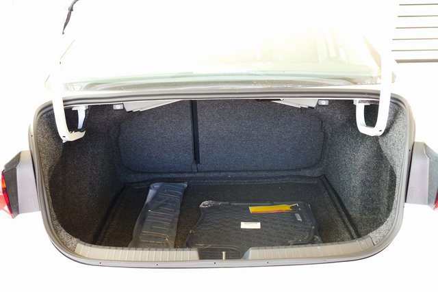 New 2025 Volkswagen Jetta SE image 13