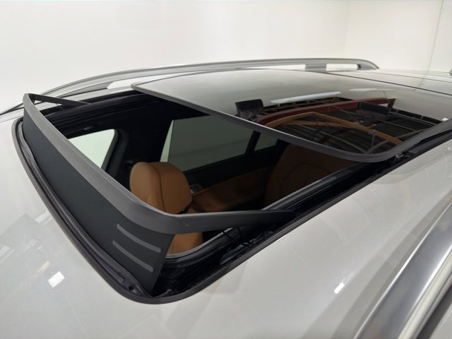 Certified 2024 BMW X7 xDrive40i image 31