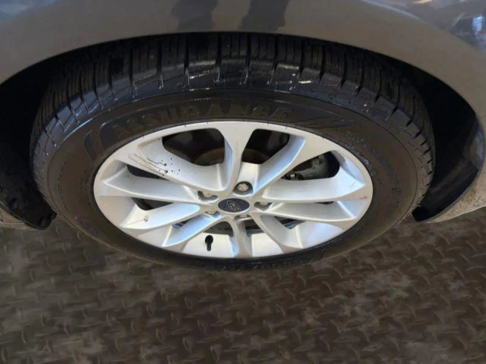 Used 2019 Ford Fusion SE image 34