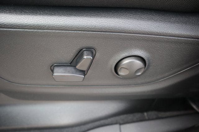 New 2026 RAM 1500 4x4 Crew Cab image 6