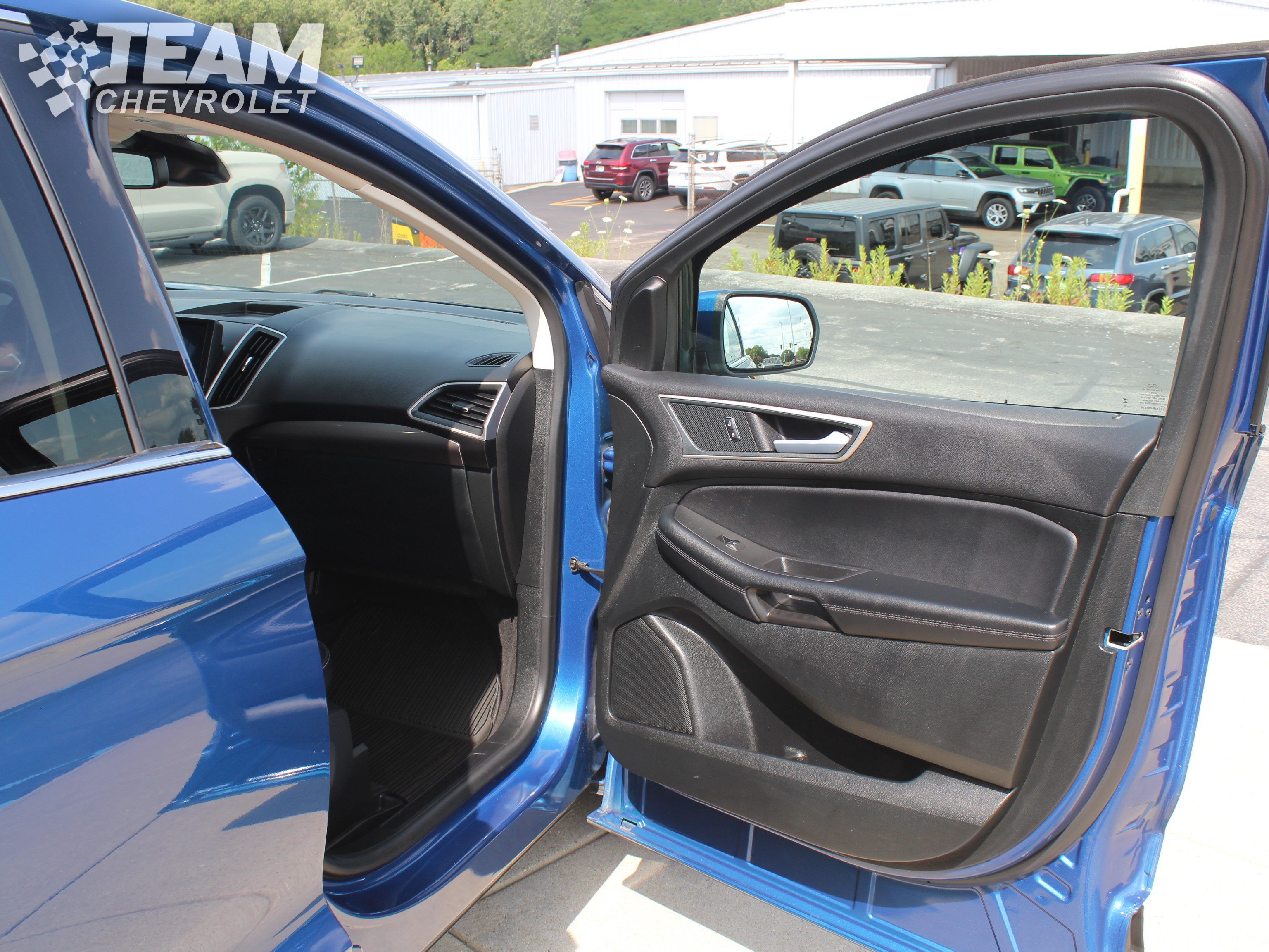 Used 2024 Ford Edge SEL w/ Convenience Package AWD/4WD image 25