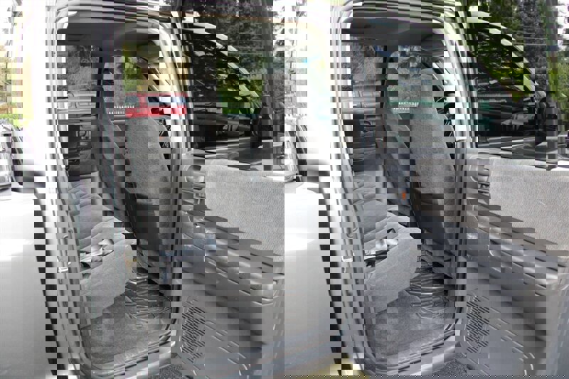 Used 2004 Dodge Dakota SLT w/ Deluxe Convenience Group image 6