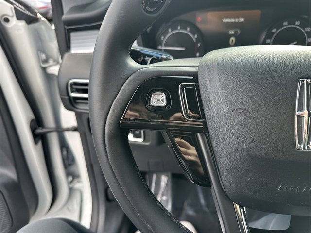 Certified 2022 Lincoln Corsair AWD w/ Equipment Group 101A image 27