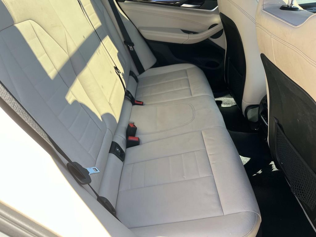 Used 2020 BMW X3 xDrive30e image 21
