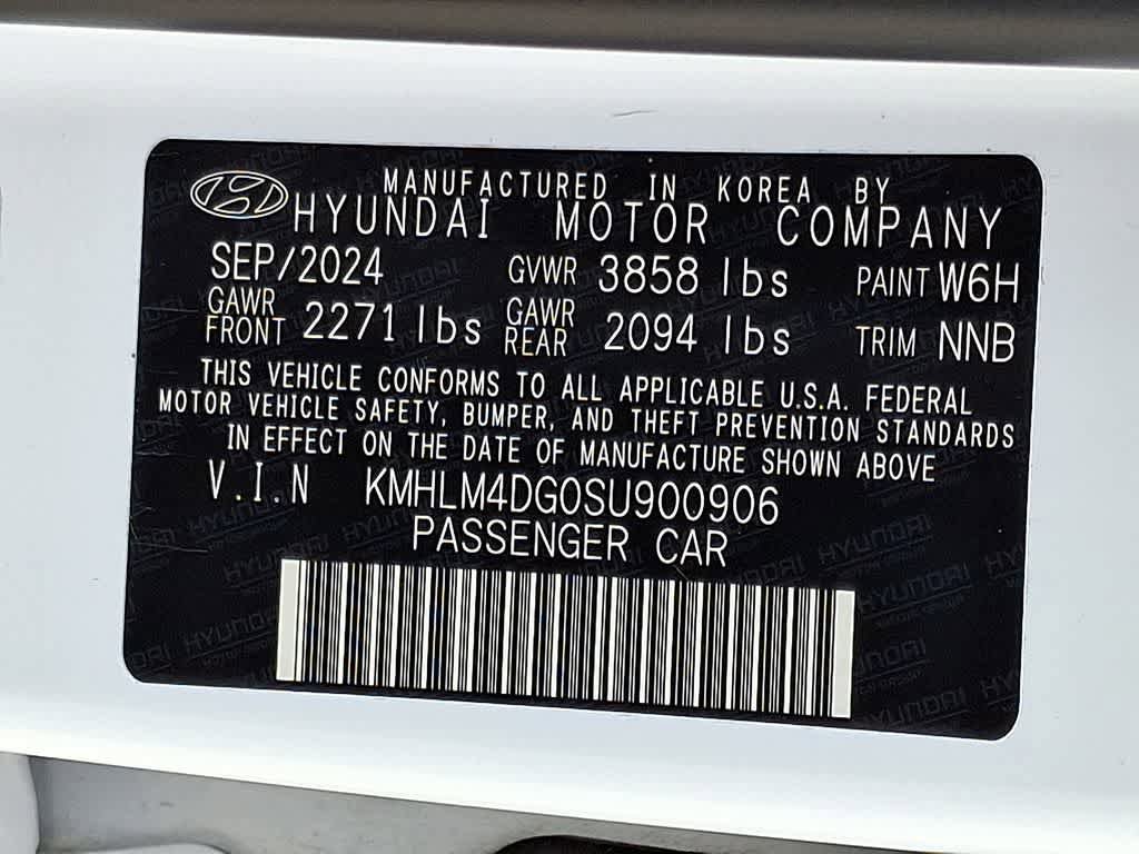Certified 2025 Hyundai Elantra Sport image 26