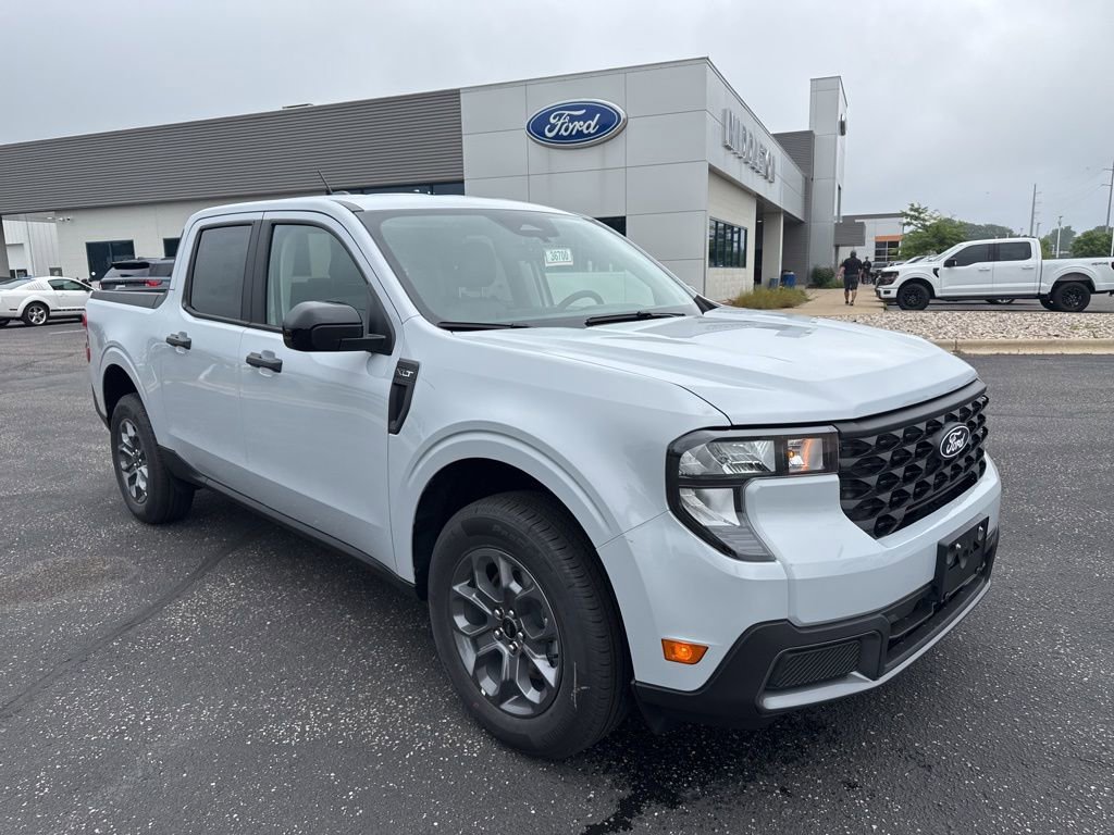 New 2025 Ford Maverick XLT w/ XLT Luxury Package image 3