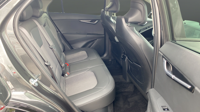 Certified 2025 Kia Niro EX Touring FWD image 24