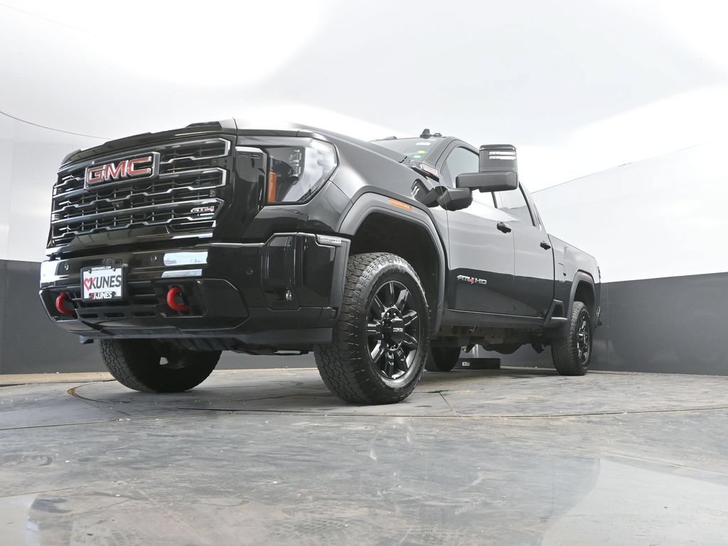 Used 2025 GMC Sierra 2500 AT4 AWD/4WD image 37