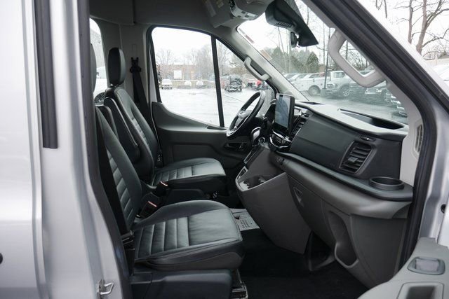Used 2023 Ford Transit 350 XLT image 23