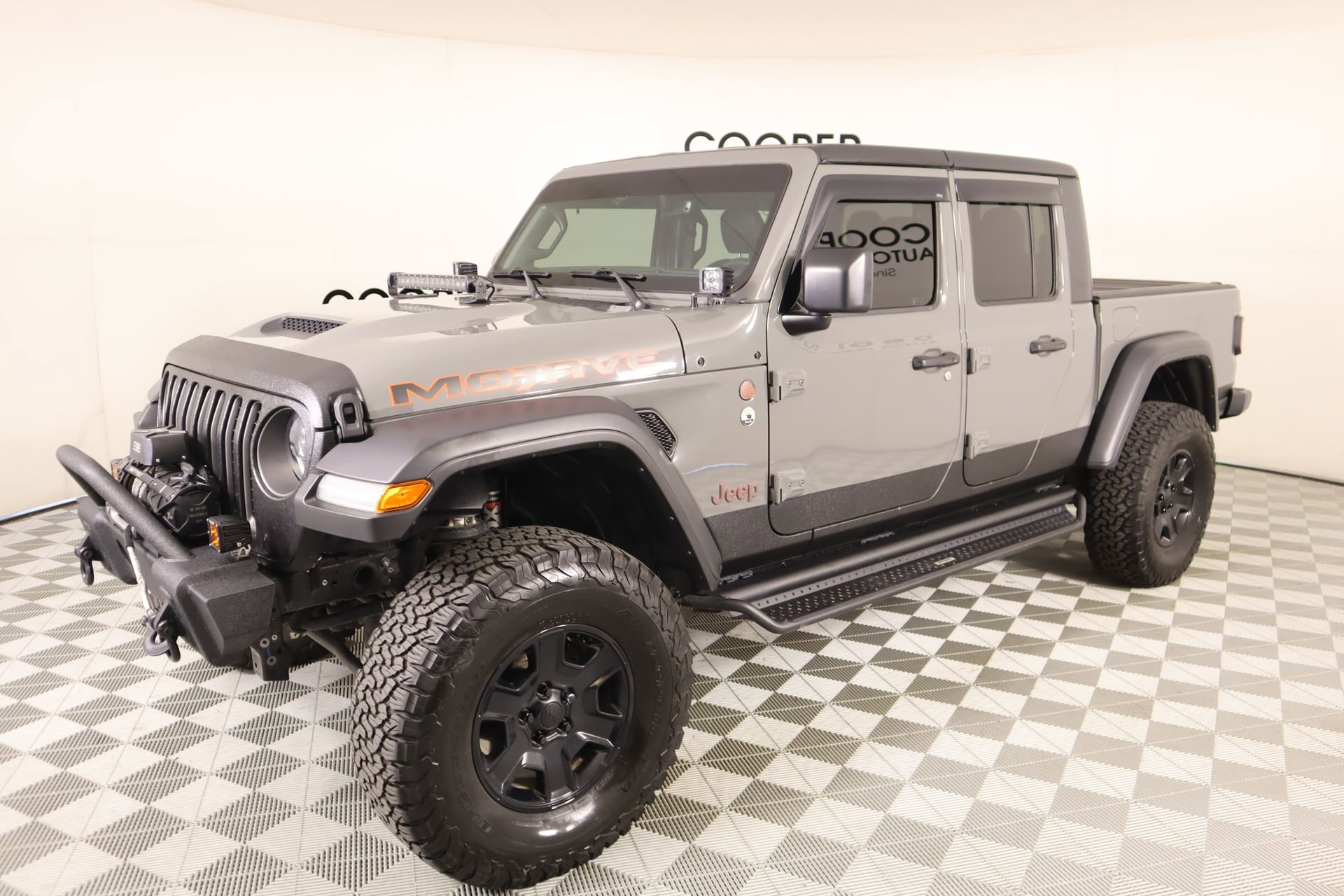 Used 2023 Jeep Gladiator Mojave w/ LED Lighting Group image 10