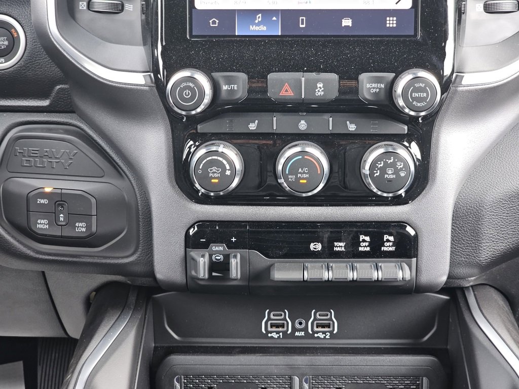 New 2025 RAM 3500 Big Horn image 37