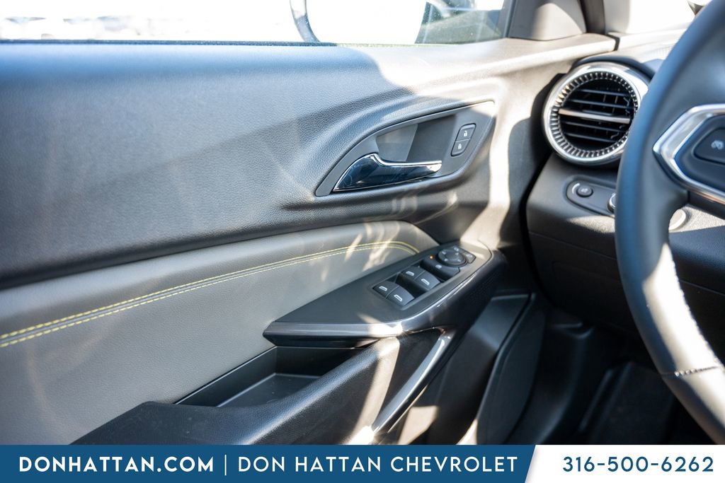 New 2026 Chevrolet Trax ACTIV w/ Sunroof Package image 16