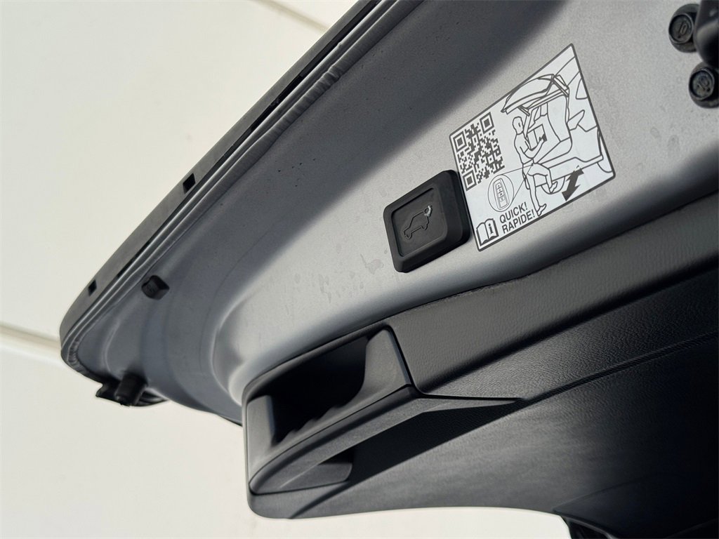 Used 2024 Toyota RAV4 Limited image 29