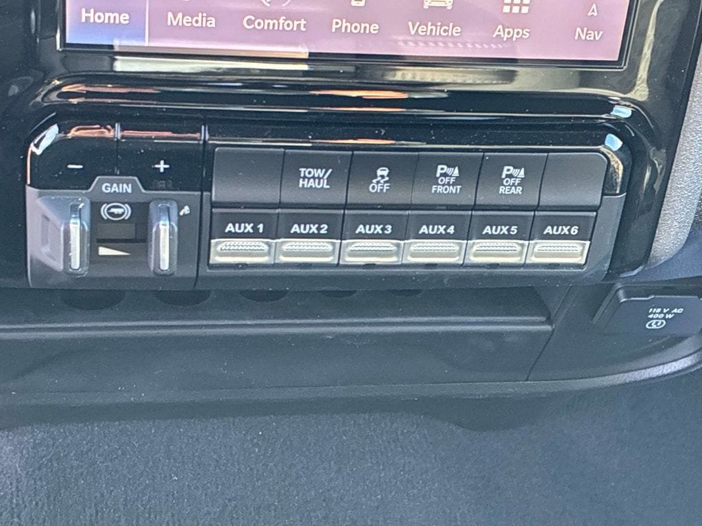 New 2026 RAM 2500 Tradesman AWD/4WD image 13