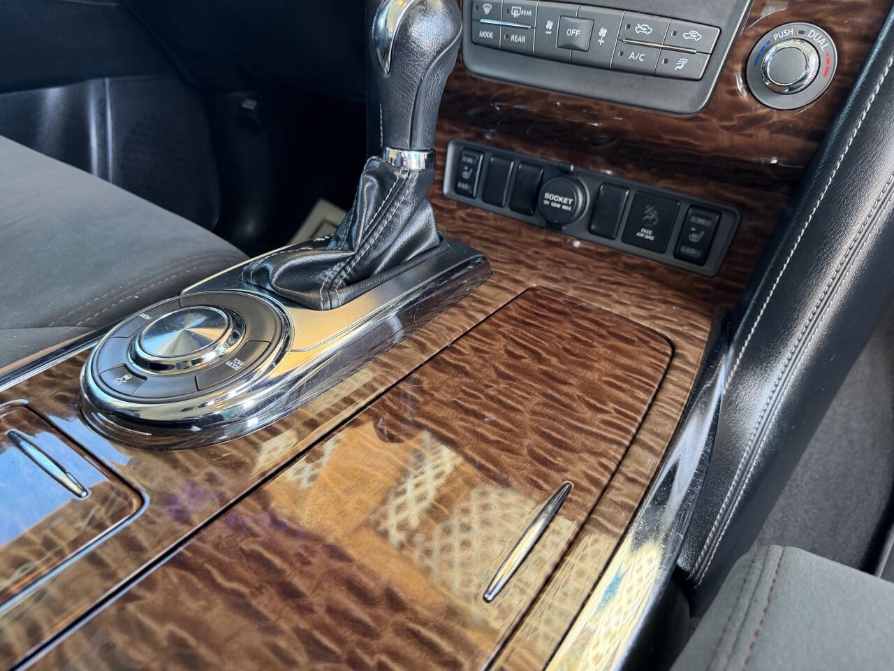 Used 2017 Nissan Armada SV w/ Driver Package RWD image 24