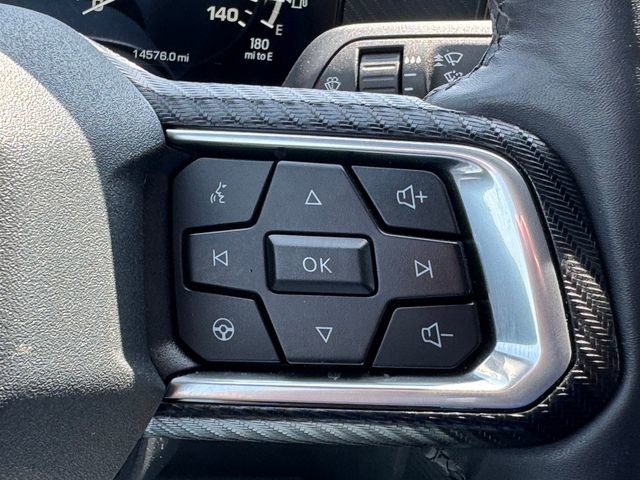 Used 2025 Ford Mustang Convertible RWD image 19
