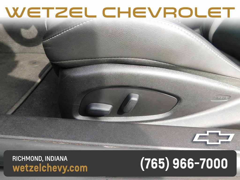 Used 2019 Chevrolet Camaro LT w/ RS Package RWD image 14