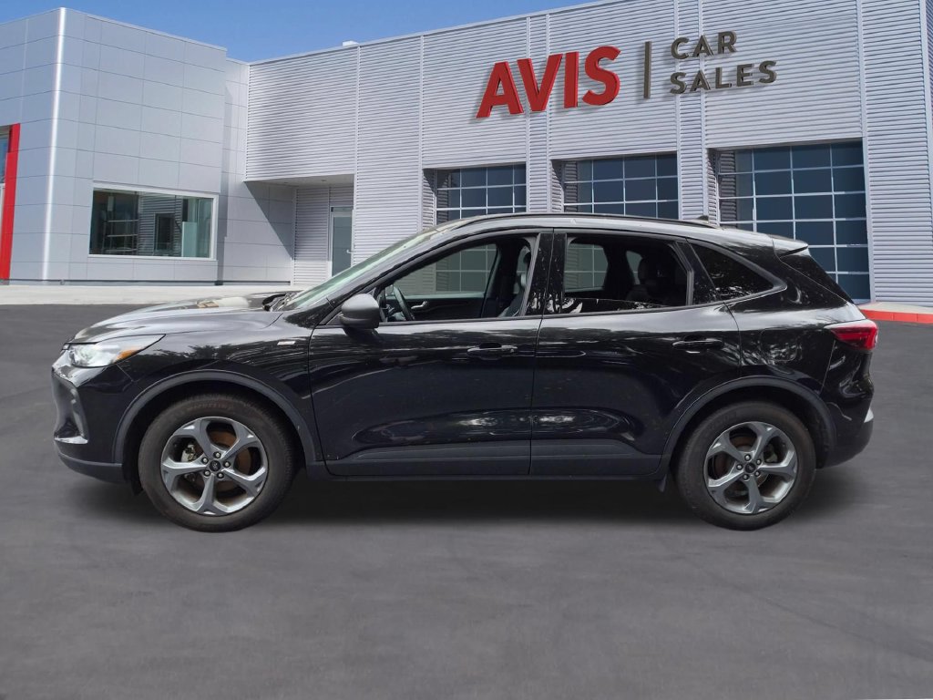 Used 2025 Ford Escape ST-Line FWD image 10