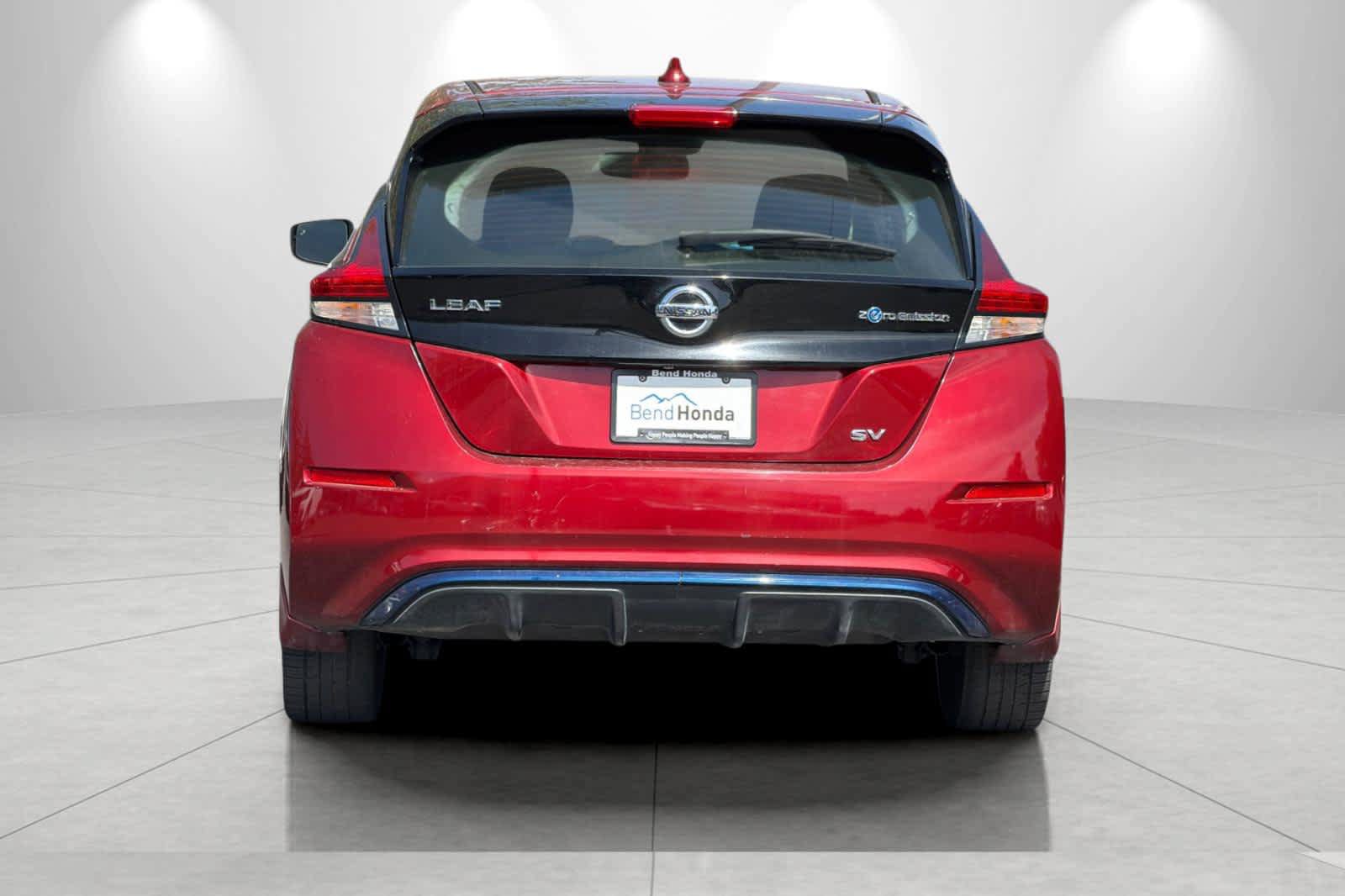 Used 2018 Nissan Leaf SV w/ SV Technology Package FWD image 7
