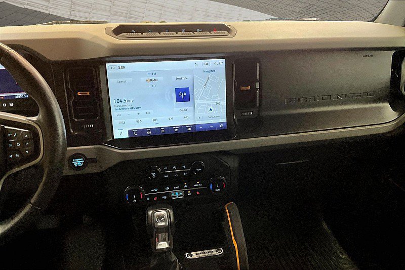 Used 2022 Ford Bronco Badlands AWD/4WD image 5