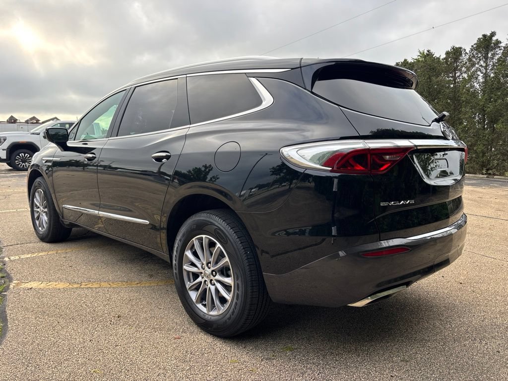 Used 2023 Buick Enclave Essence FWD image 5
