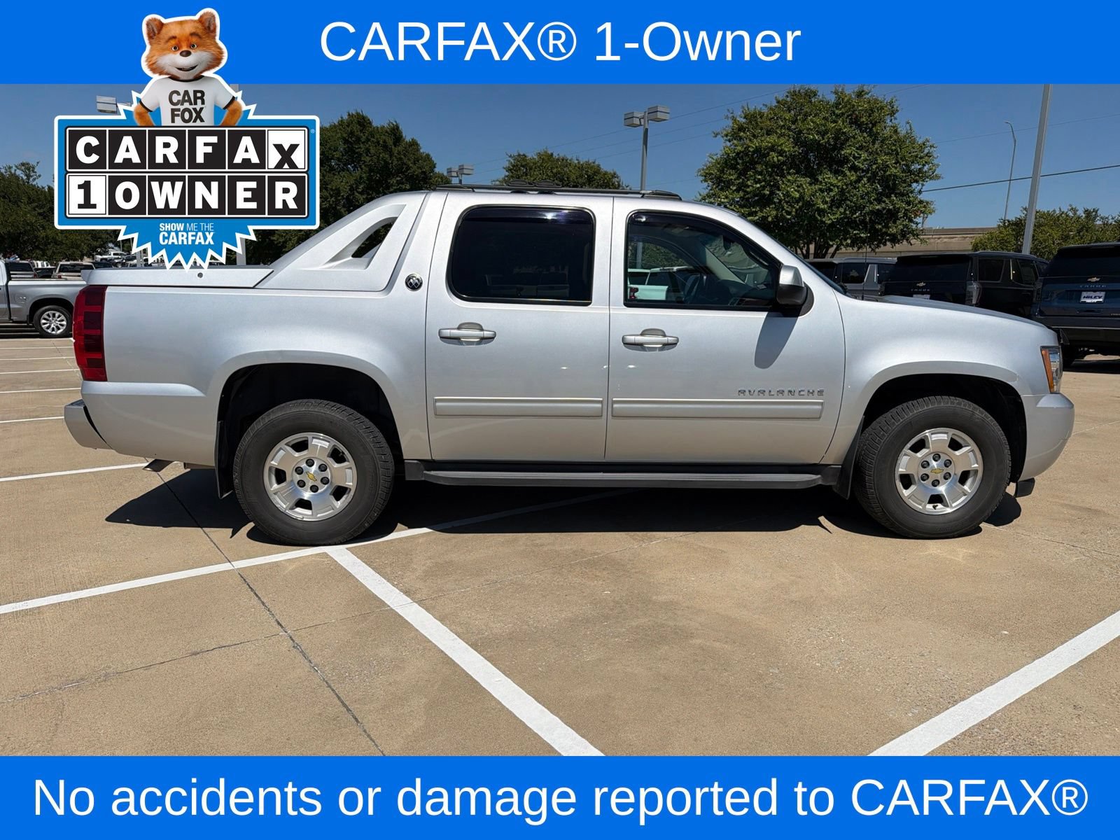 Used 2013 Chevrolet Avalanche LS RWD image 2
