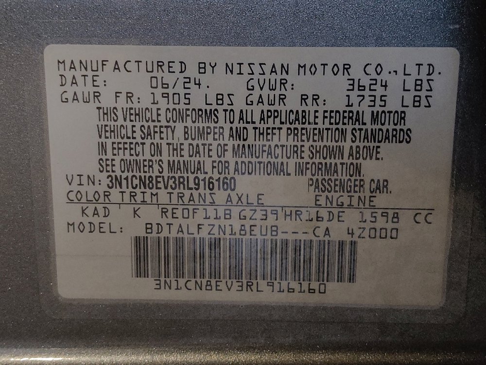 Used 2024 Nissan Versa SV FWD image 33