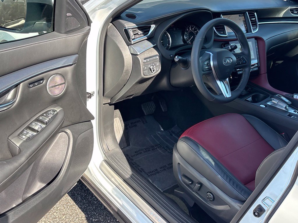 Certified 2023 INFINITI QX50 Sport FWD image 18