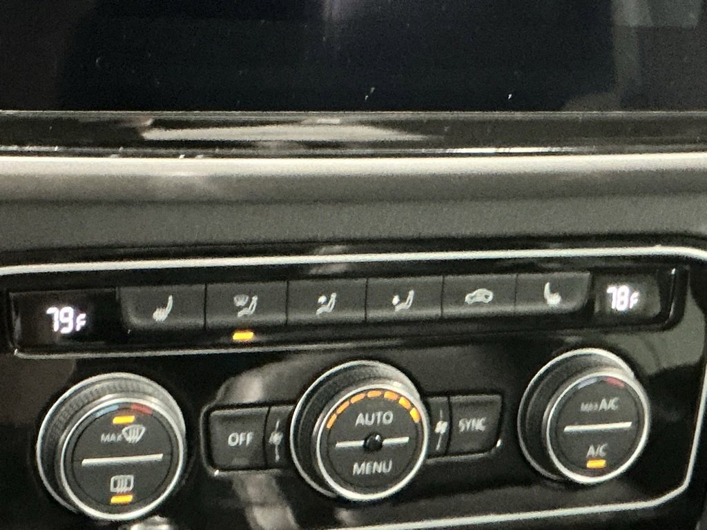 Used 2021 Volkswagen Atlas Cross Sport SEL image 12