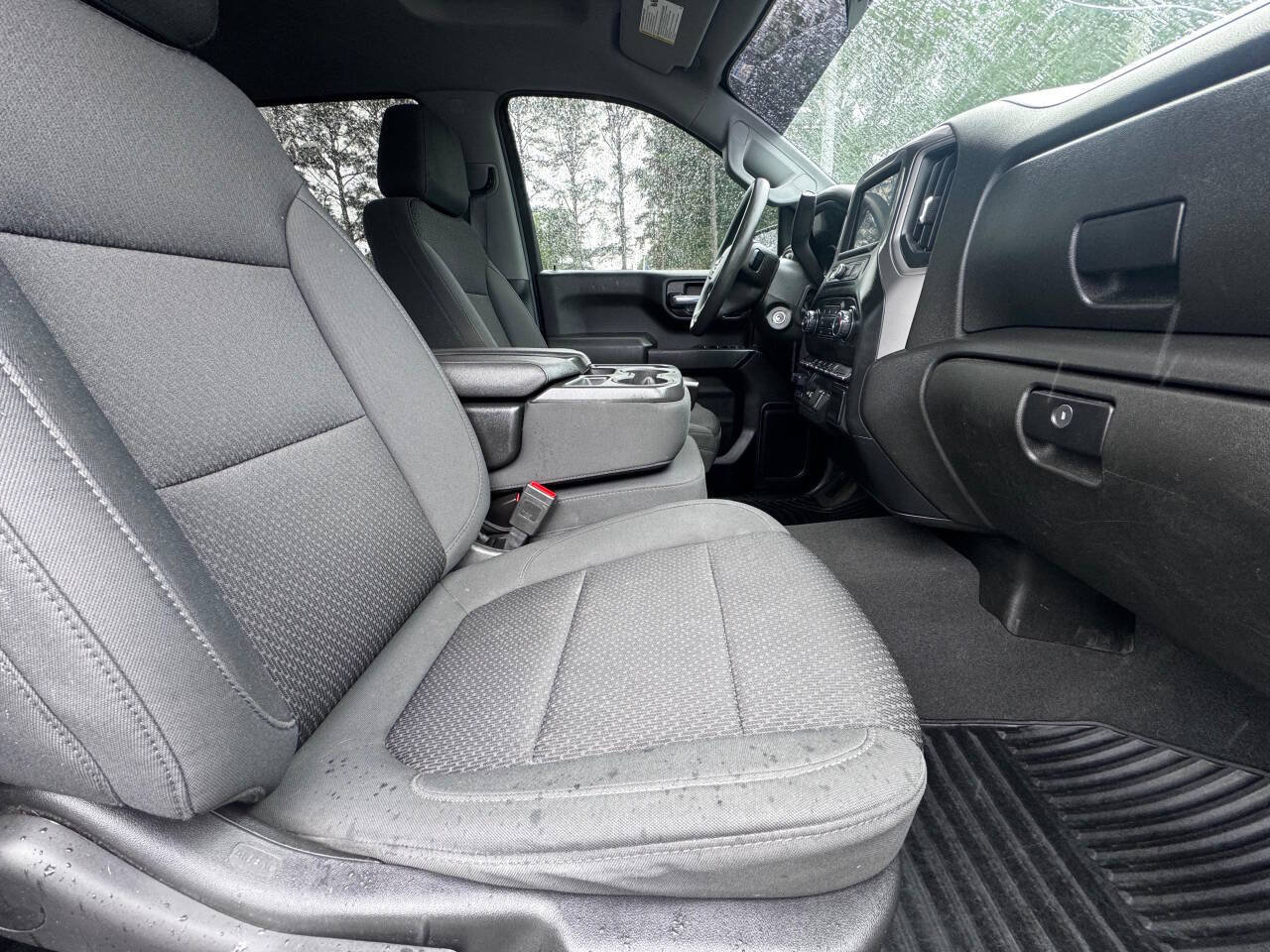 Used 2021 Chevrolet Silverado 1500 Custom Trail Boss w/ Safety Confidence Package AWD/4WD image 9