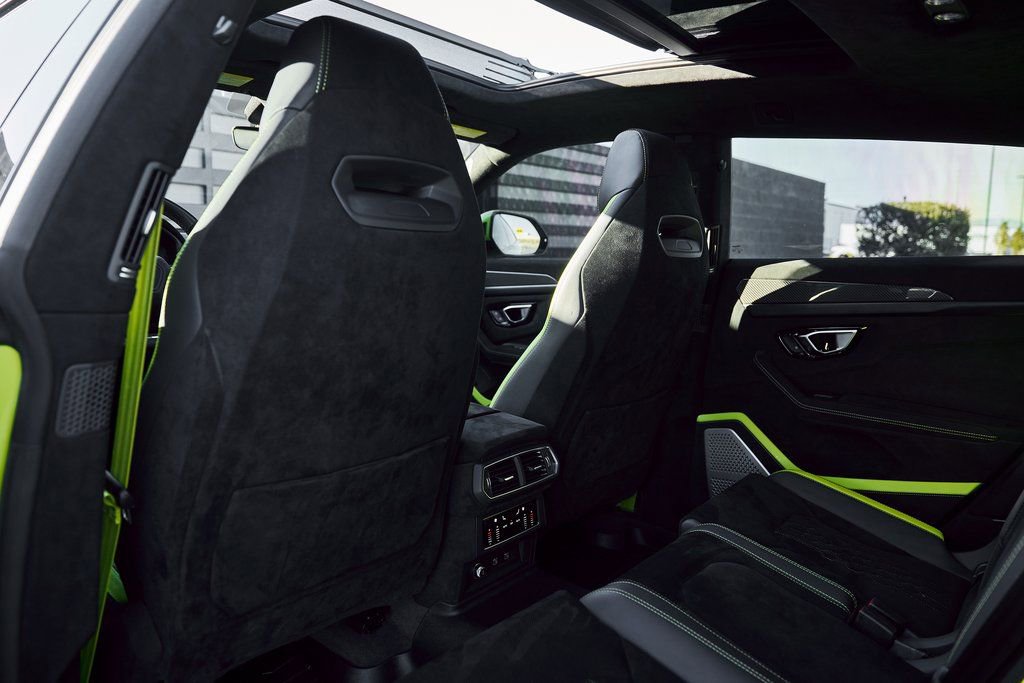 Used 2024 Lamborghini Urus Performante image 42