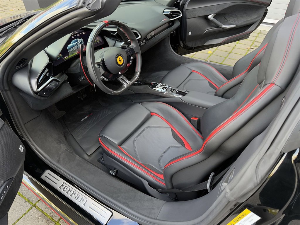 Used 2024 Ferrari 296 GTS image 28