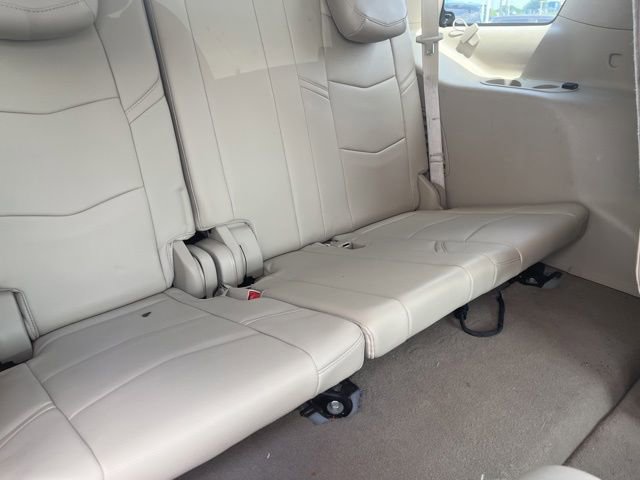 Used 2015 Cadillac Escalade Luxury AWD/4WD image 15