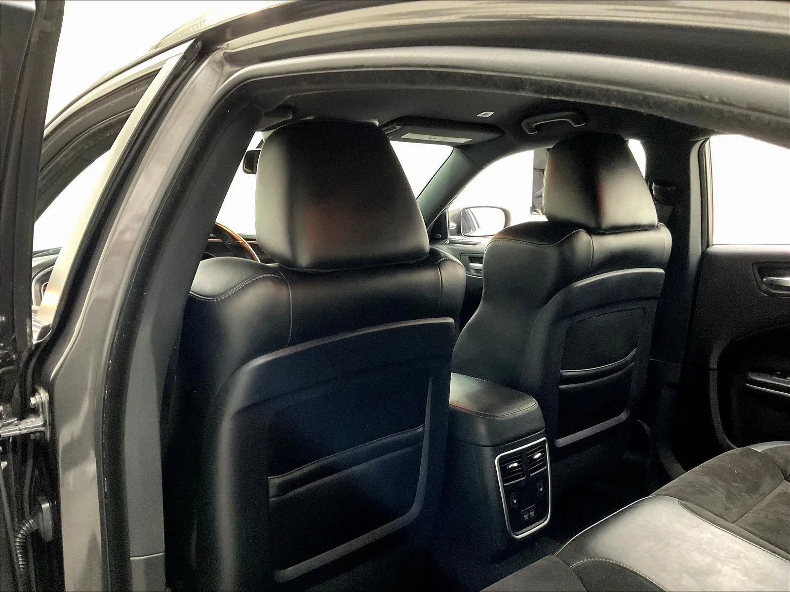 Used 2020 Dodge Charger Scat Pack w/ Plus Group RWD image 44
