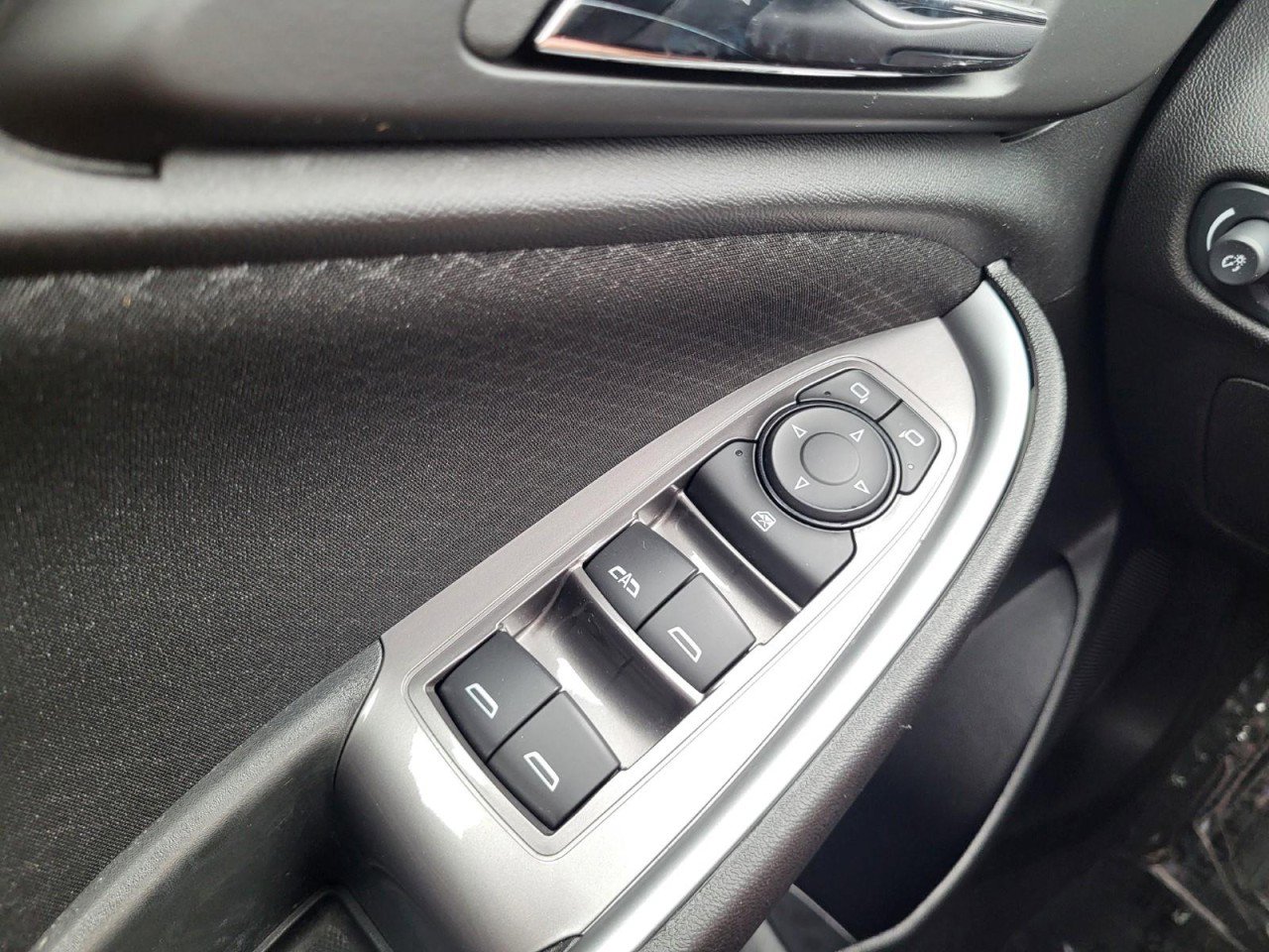 Used 2025 Chevrolet Malibu LT image 26