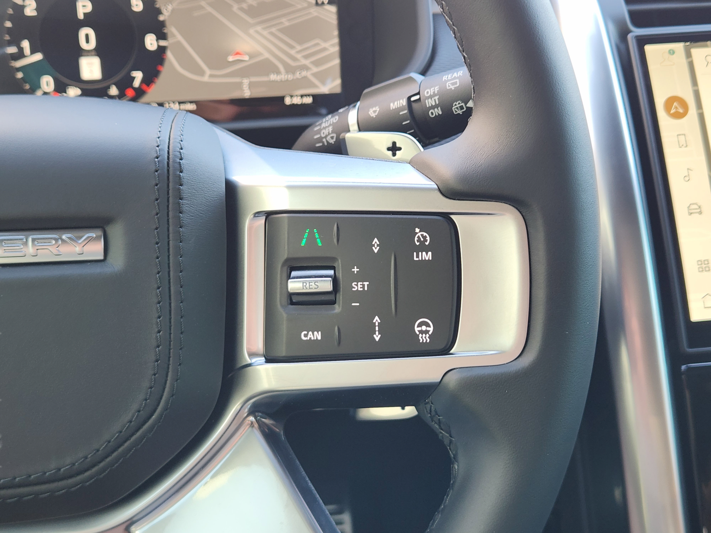 New 2026 Land Rover Discovery Limited Edition AWD/4WD image 25
