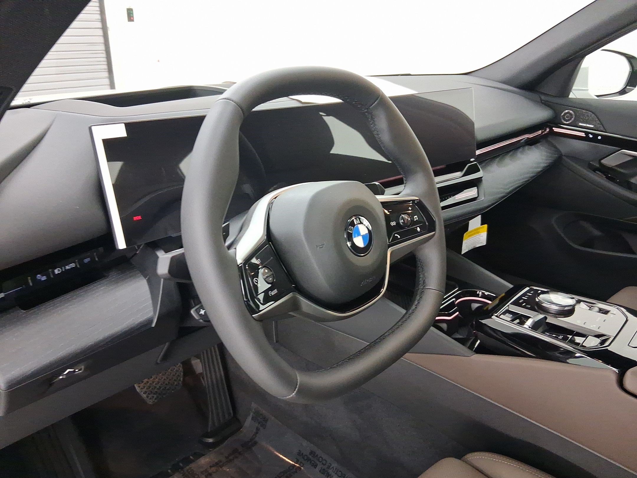 New 2026 BMW 530i w/ Premium Package RWD image 4
